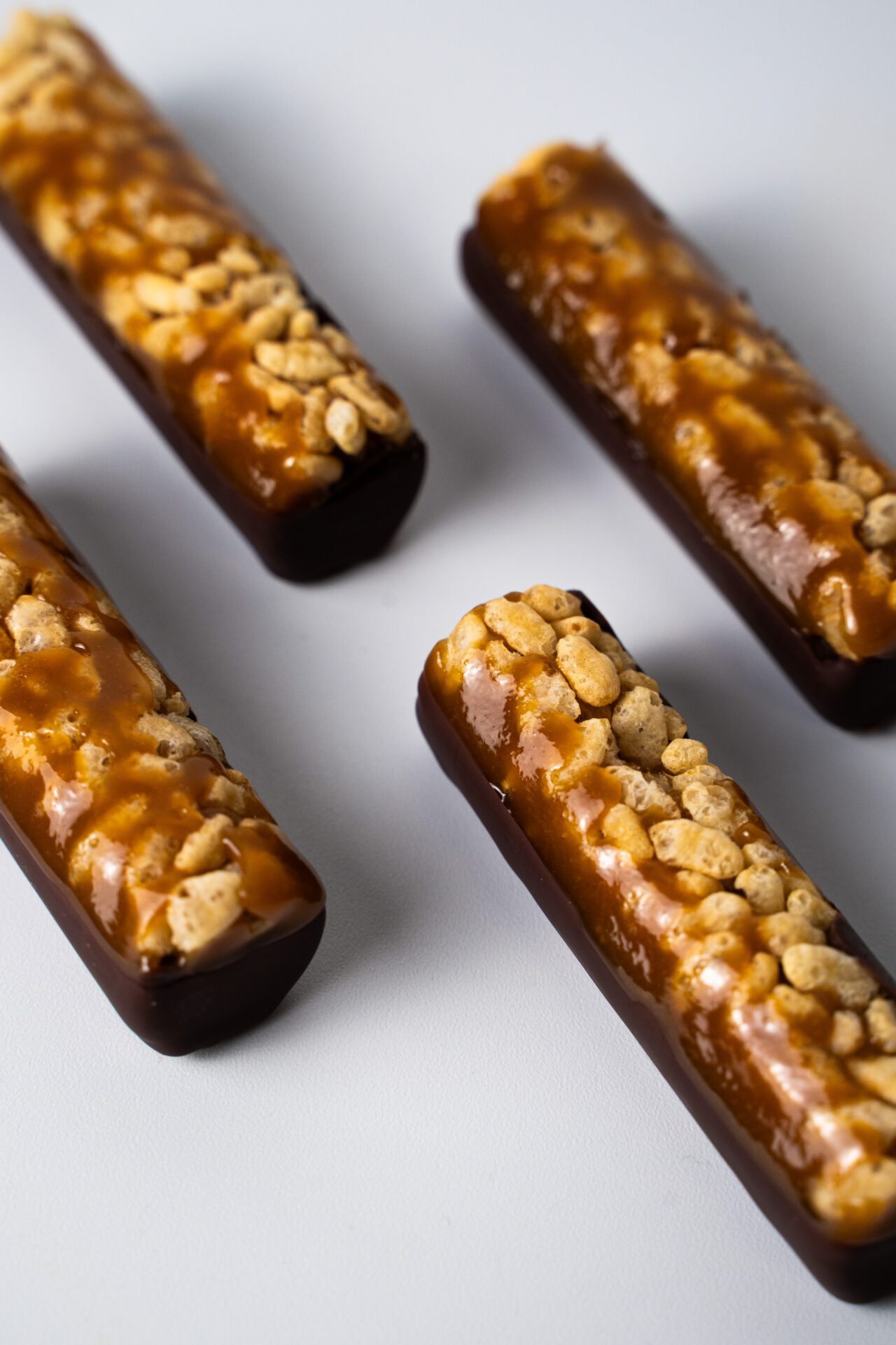 Receta de barrita de chocolate con piña y coco